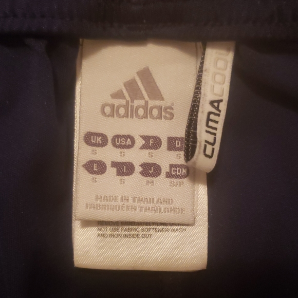 Ladies Small Adidas shorts pre-owned Clima Cool - Picture 6 of 6